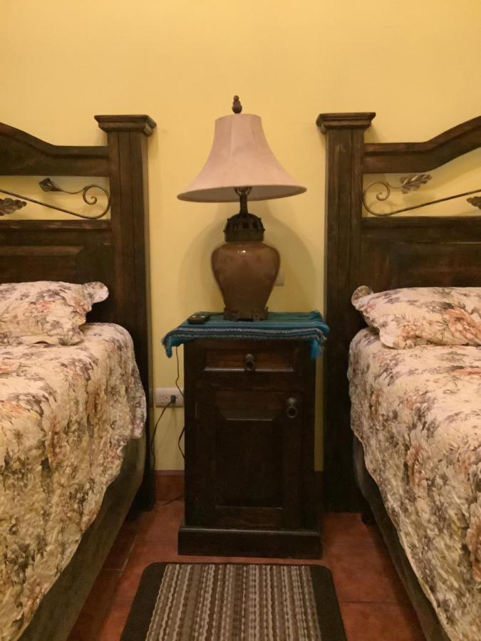 La Casita De Angie Hotel Antigua Ngoại thất bức ảnh